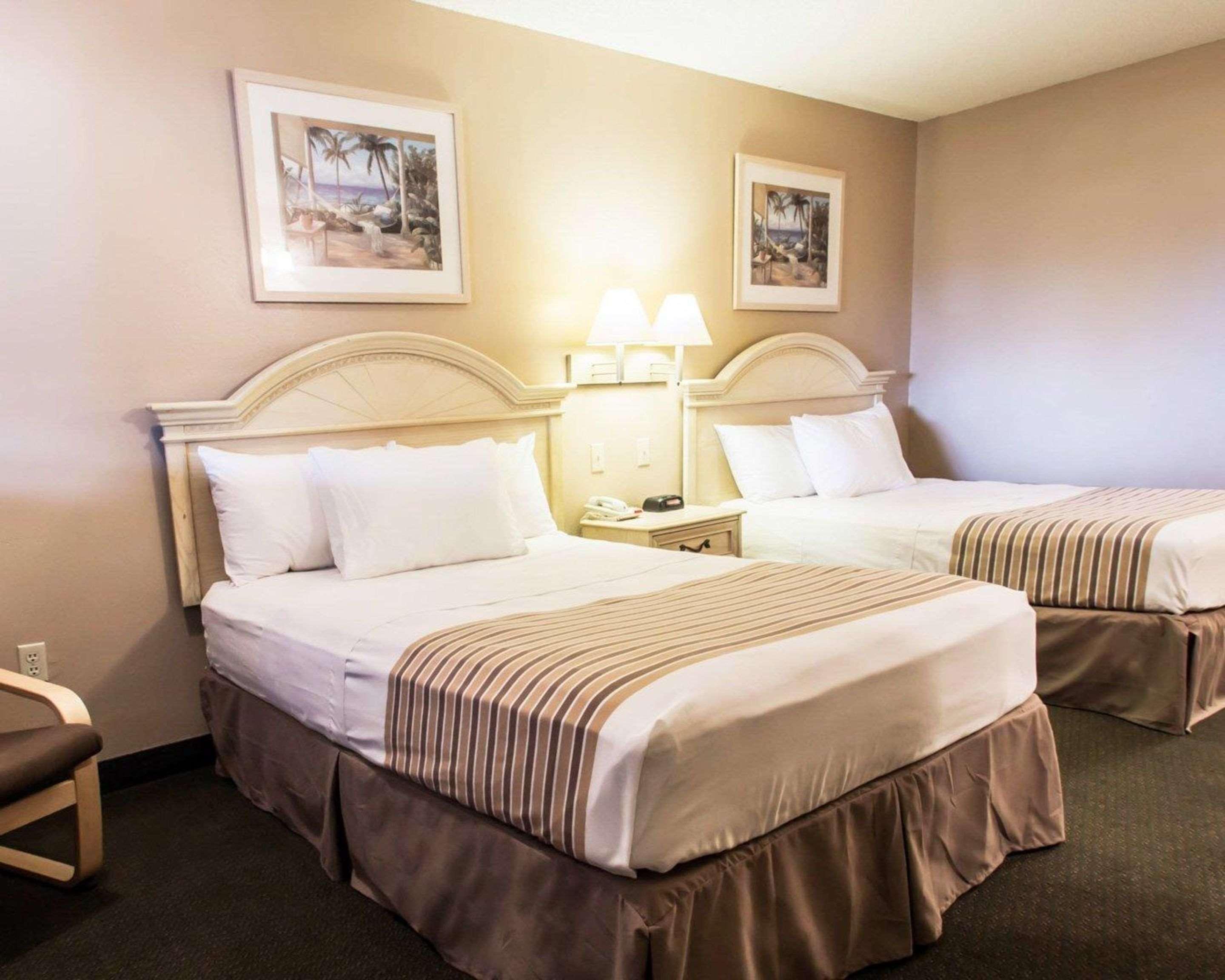 Rodeway Inn Forest City Esterno foto